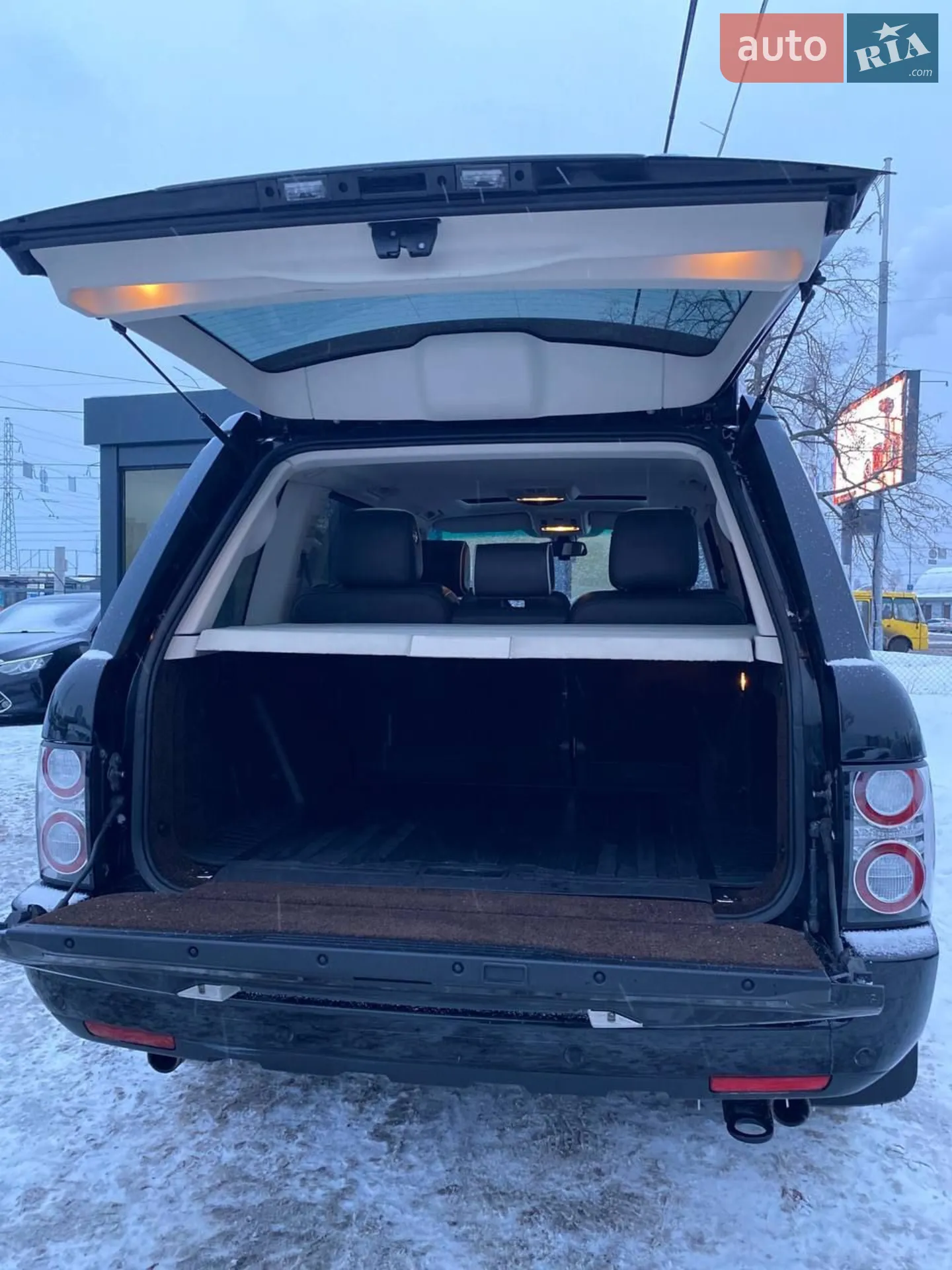 2011 Land Rover Range Rover - мініатюра 27