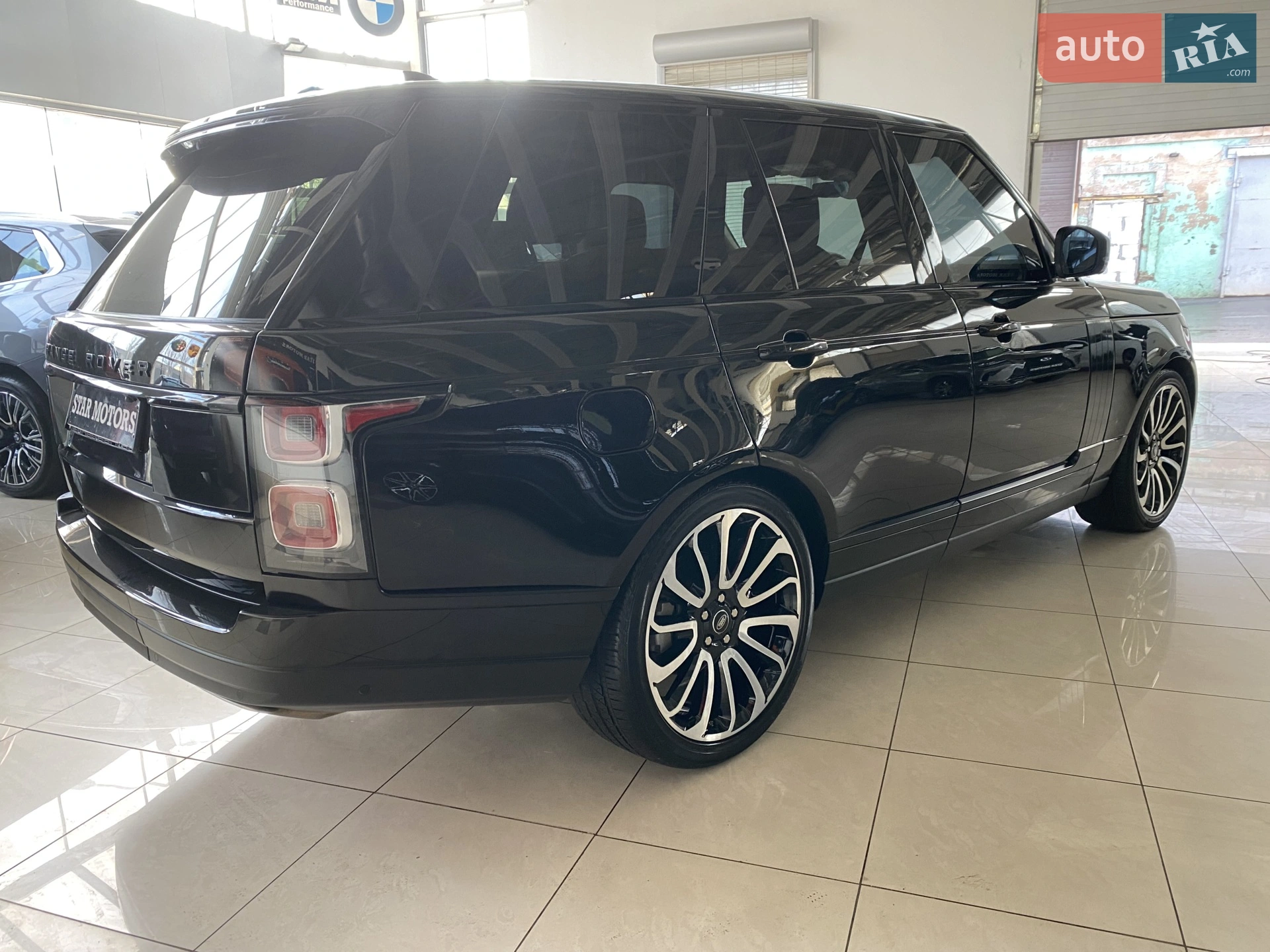 2018 Land Rover Range Rover - мініатюра 18