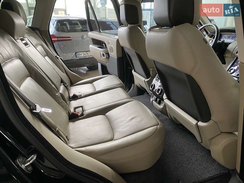 Внедорожник / Кроссовер Land Rover Range Rover 2018 в Одессе фото 42 Внедорожник / Кроссовер Land Rover Range Rover 2018 в Одессе