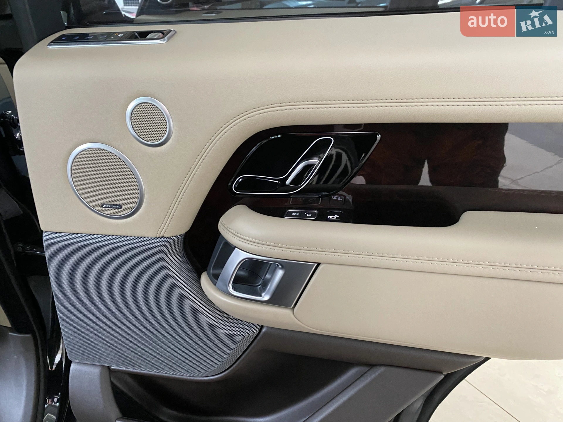2018 Land Rover Range Rover - мініатюра 48