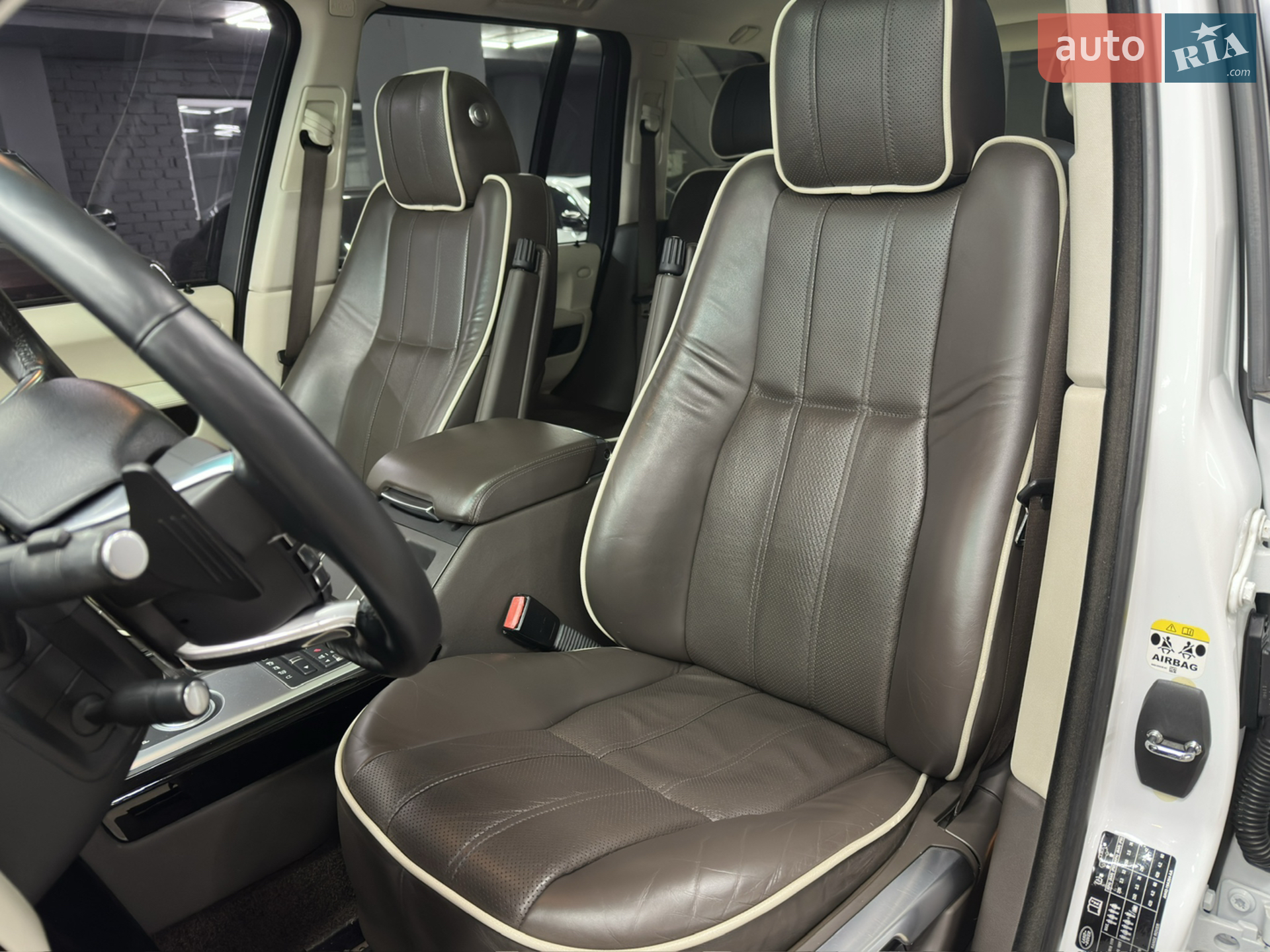 2012 Land Rover Range Rover - мініатюра 18