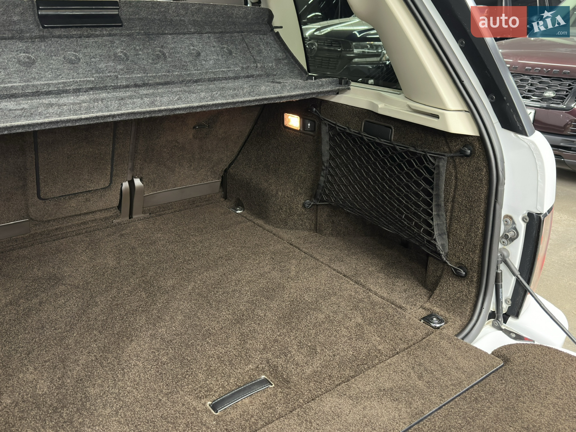 2012 Land Rover Range Rover - мініатюра 24