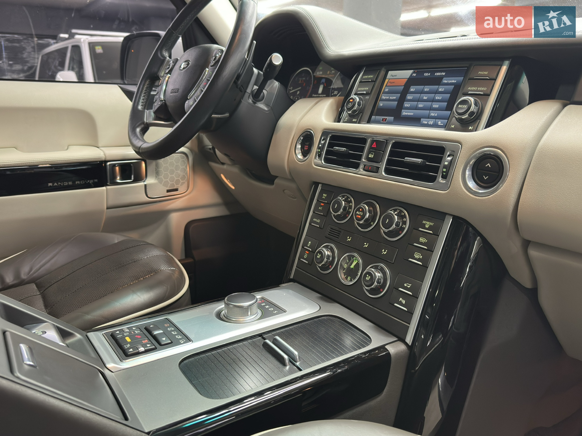 2012 Land Rover Range Rover - мініатюра 53