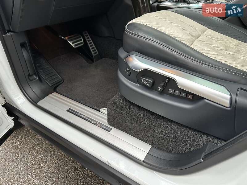 Внедорожник / Кроссовер Land Rover Range Rover 2010 в Киеве