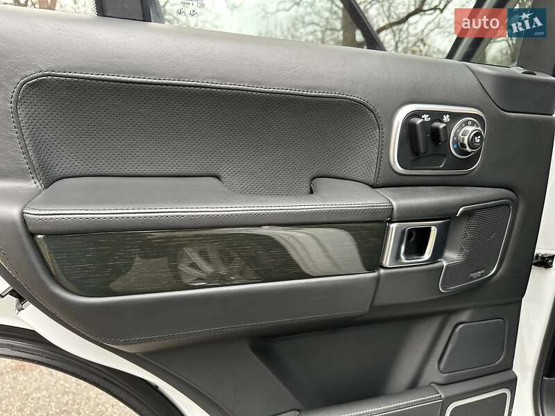 Внедорожник / Кроссовер Land Rover Range Rover 2010 в Киеве