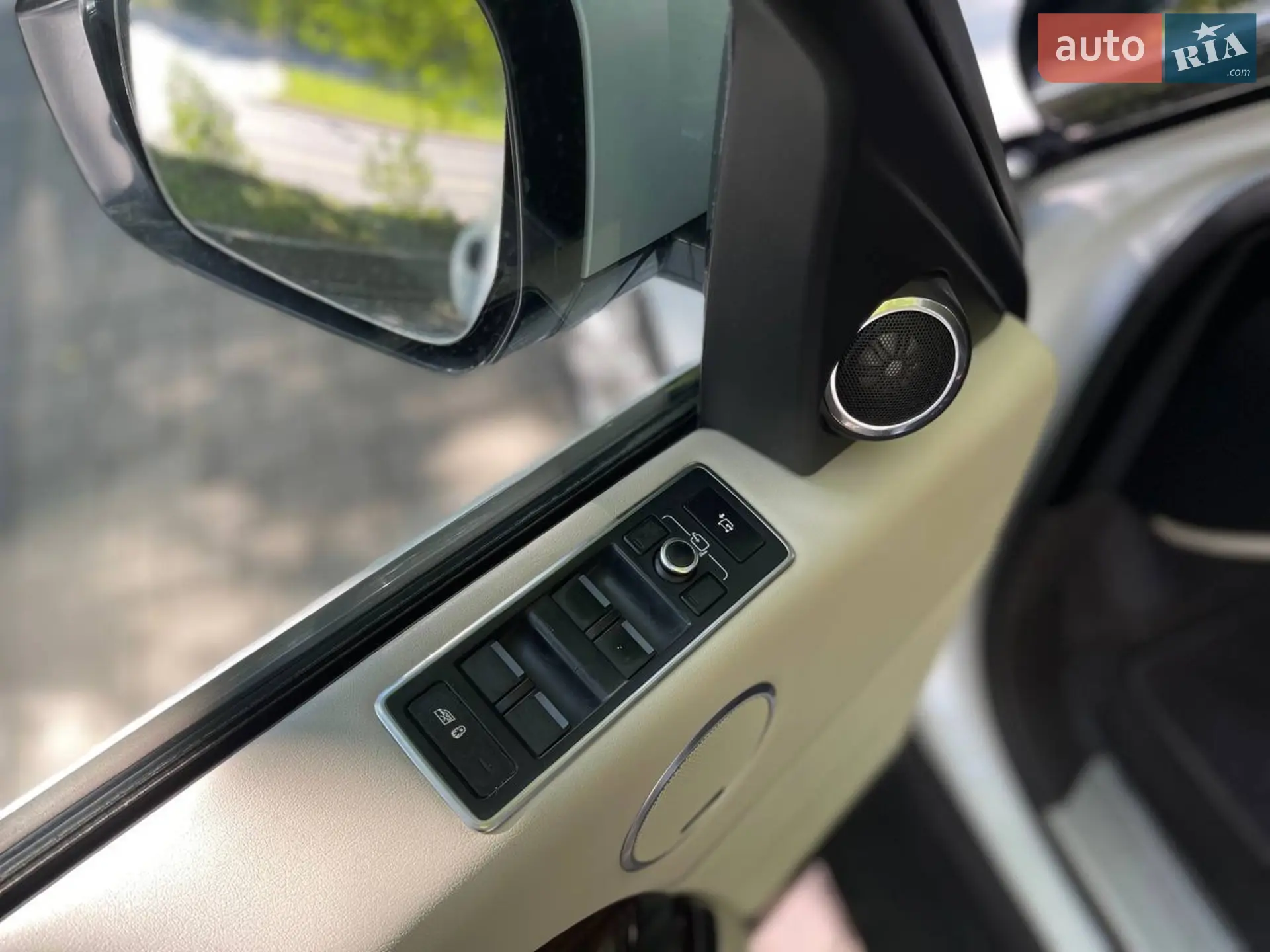 2015 Land Rover Range Rover - мініатюра 10
