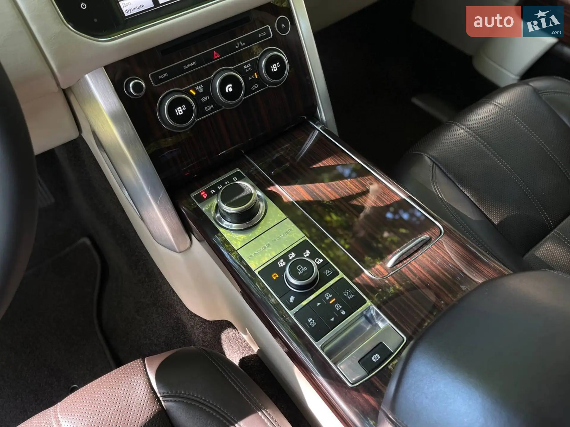 2015 Land Rover Range Rover - мініатюра 16