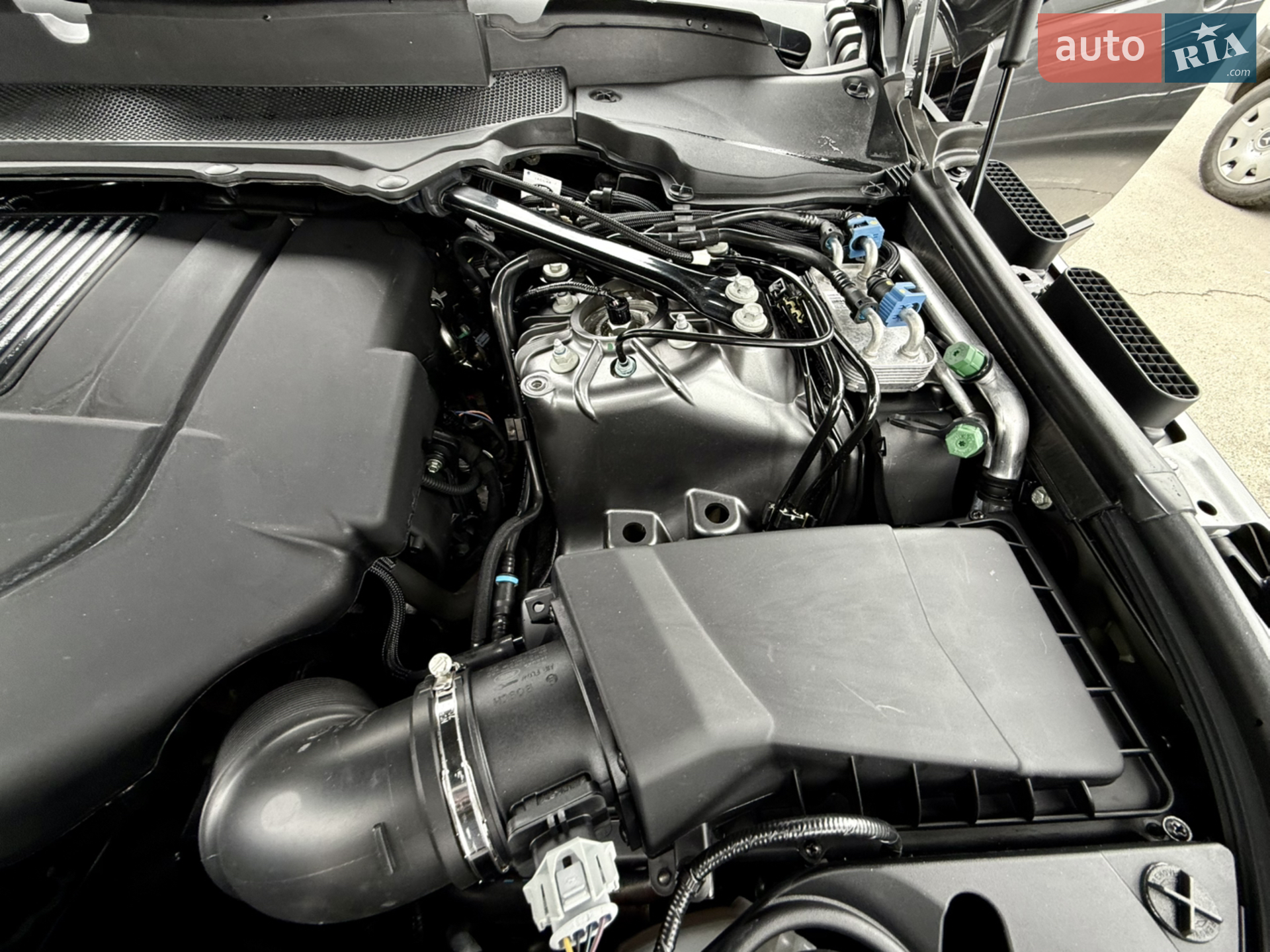 2019 Land Rover Range Rover - мініатюра 144