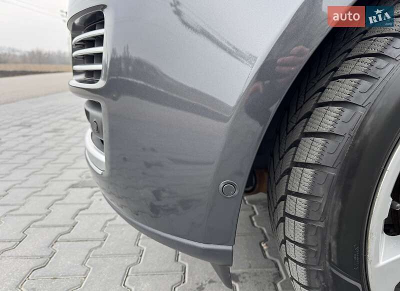 Внедорожник / Кроссовер Land Rover Range Rover 2016 в Черновцах