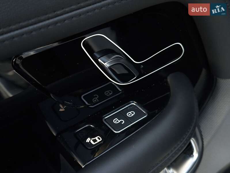 Внедорожник / Кроссовер Land Rover Range Rover 2018 в Киеве фото 33 Внедорожник / Кроссовер Land Rover Range Rover 2018 в Киеве