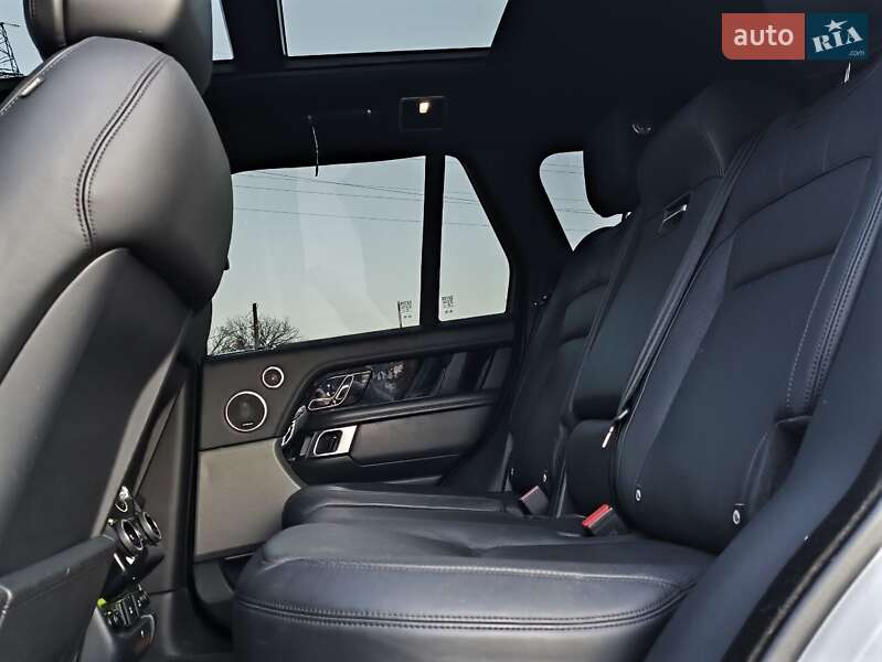Внедорожник / Кроссовер Land Rover Range Rover 2018 в Киеве фото 34 Внедорожник / Кроссовер Land Rover Range Rover 2018 в Киеве