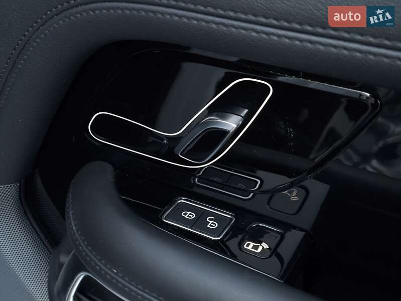 Внедорожник / Кроссовер Land Rover Range Rover 2018 в Киеве фото 38 Внедорожник / Кроссовер Land Rover Range Rover 2018 в Киеве