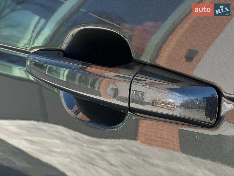 Внедорожник / Кроссовер Land Rover Range Rover 2016 в Киеве фото 18 Внедорожник / Кроссовер Land Rover Range Rover 2016 в Киеве