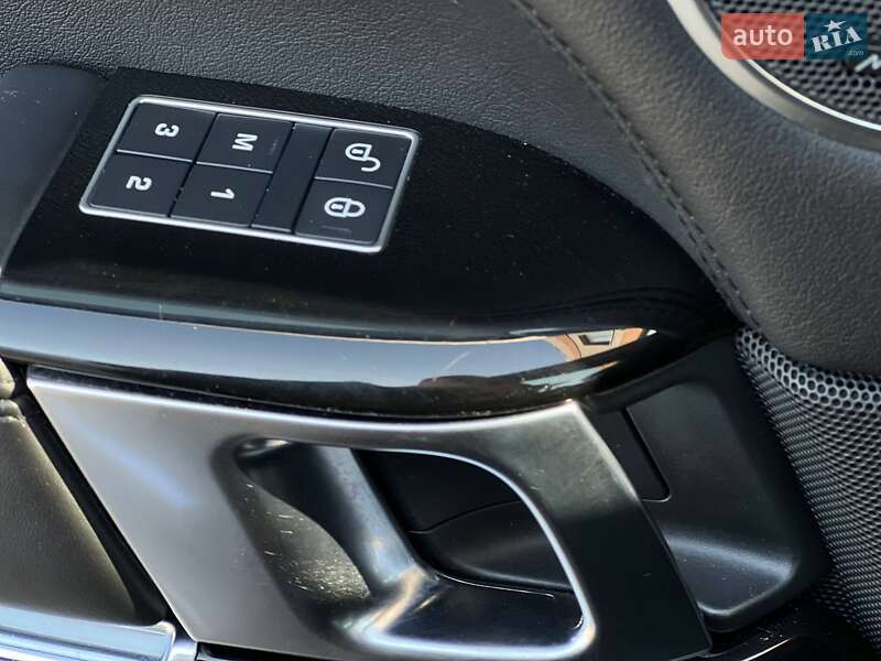 Внедорожник / Кроссовер Land Rover Range Rover 2016 в Киеве фото 25 Внедорожник / Кроссовер Land Rover Range Rover 2016 в Киеве