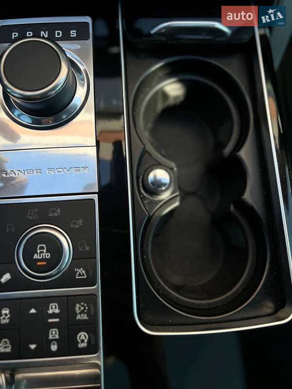 Внедорожник / Кроссовер Land Rover Range Rover 2016 в Киеве фото 47 Внедорожник / Кроссовер Land Rover Range Rover 2016 в Киеве