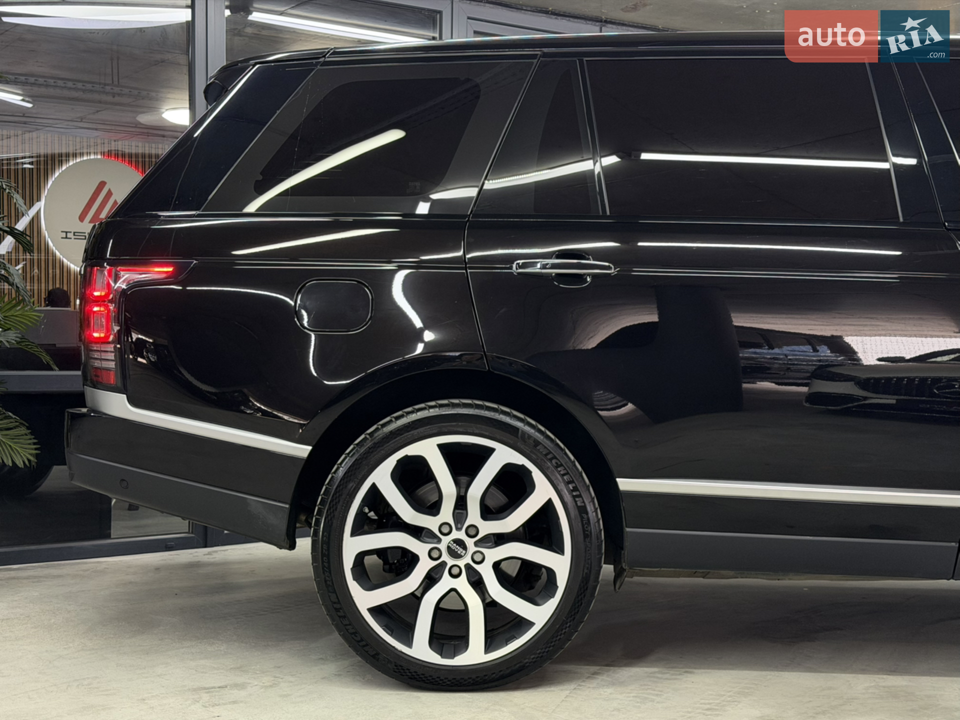2014 Land Rover Range Rover - мініатюра 18