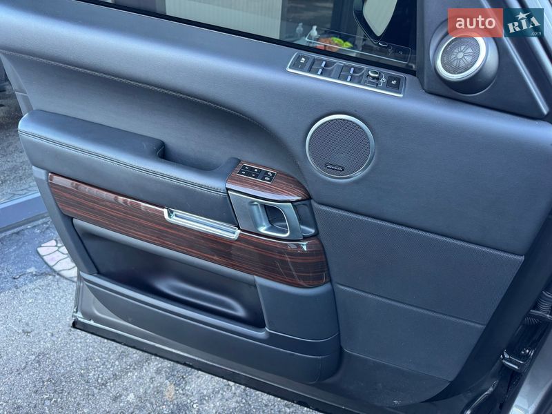 Внедорожник / Кроссовер Land Rover Range Rover 2015 в Тернополе