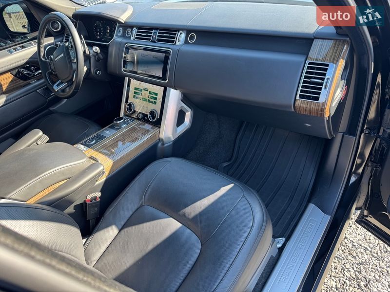Внедорожник / Кроссовер Land Rover Range Rover 2018 в Тернополе