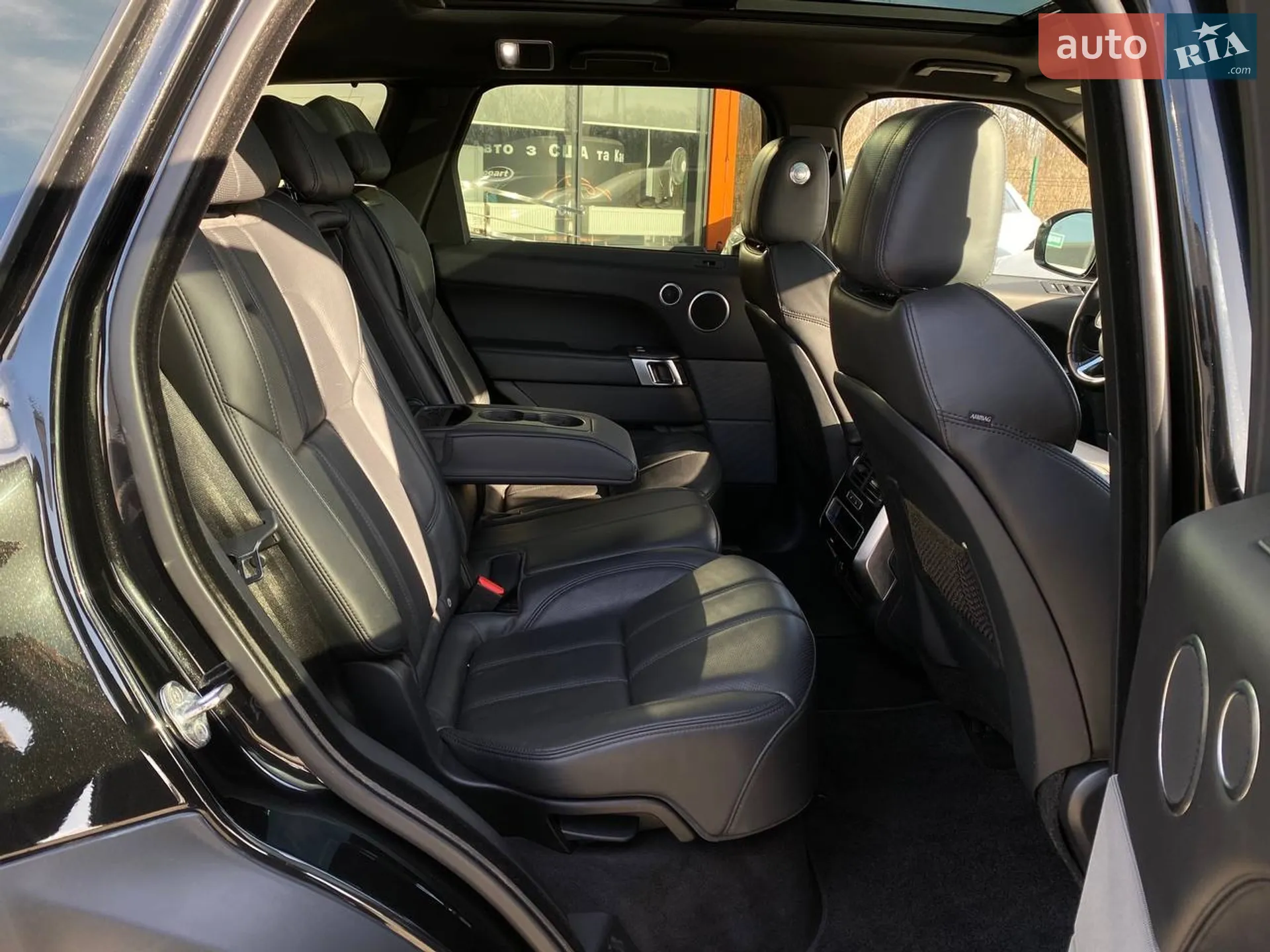 2016 Land Rover Range Rover - мініатюра 25