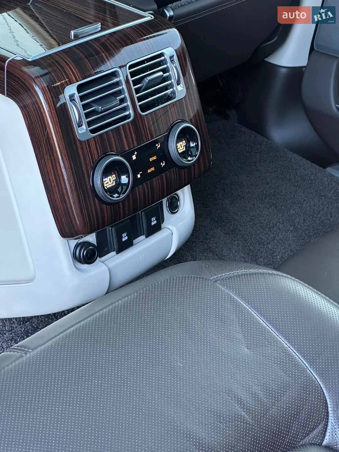 2020 Land Rover Range Rover - мініатюра 22