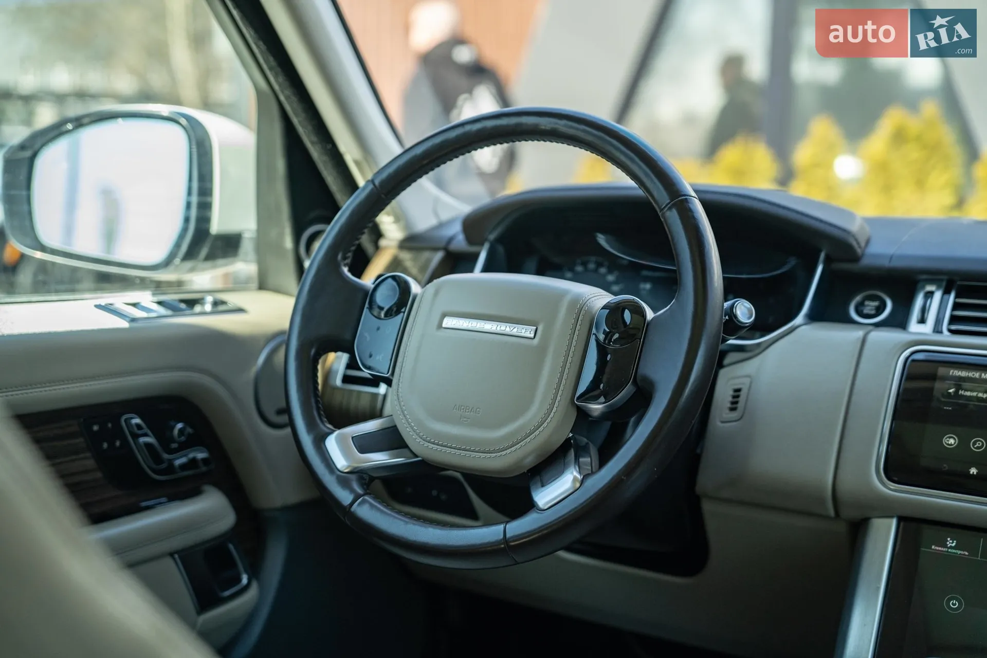 2018 Land Rover Range Rover - мініатюра 22