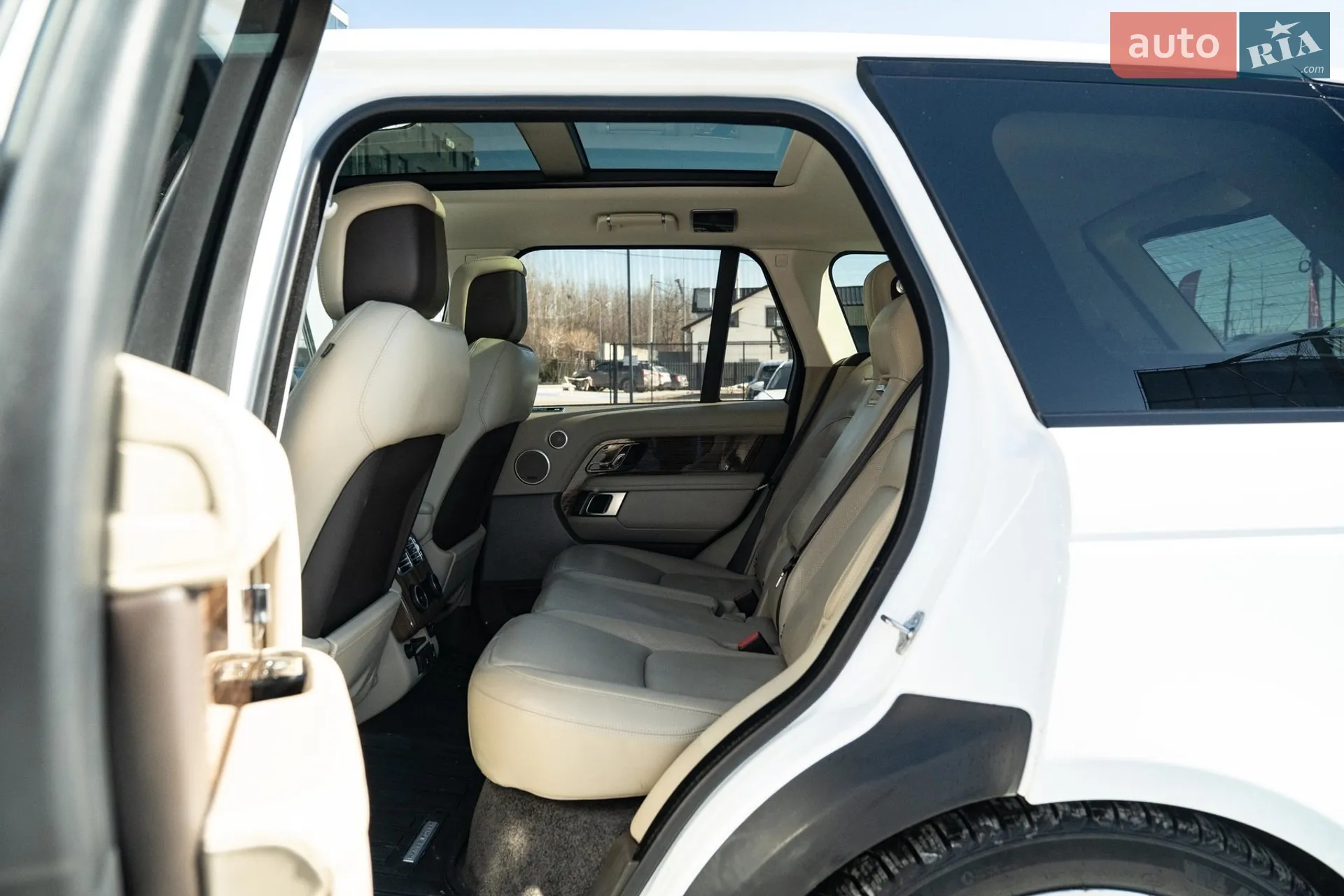 2018 Land Rover Range Rover - мініатюра 37