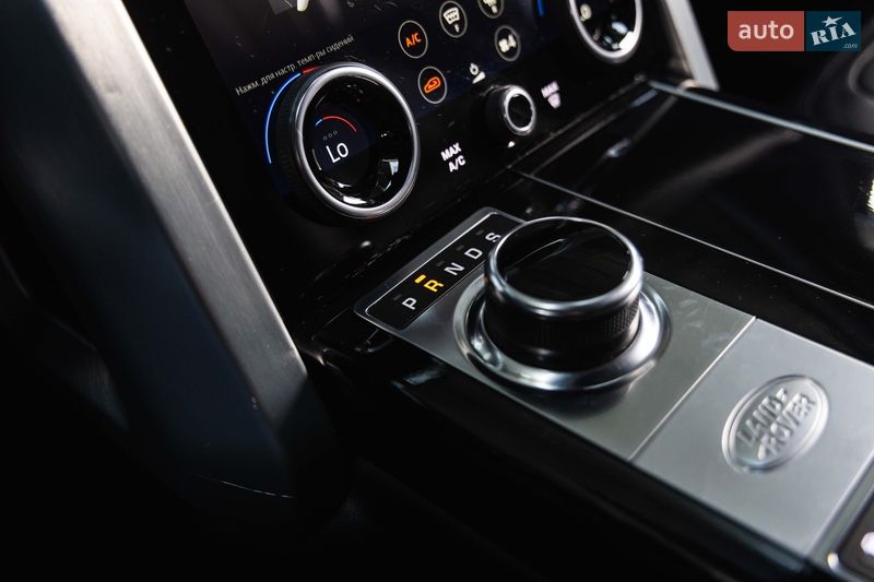 Внедорожник / Кроссовер Land Rover Range Rover 2018 в Луцке