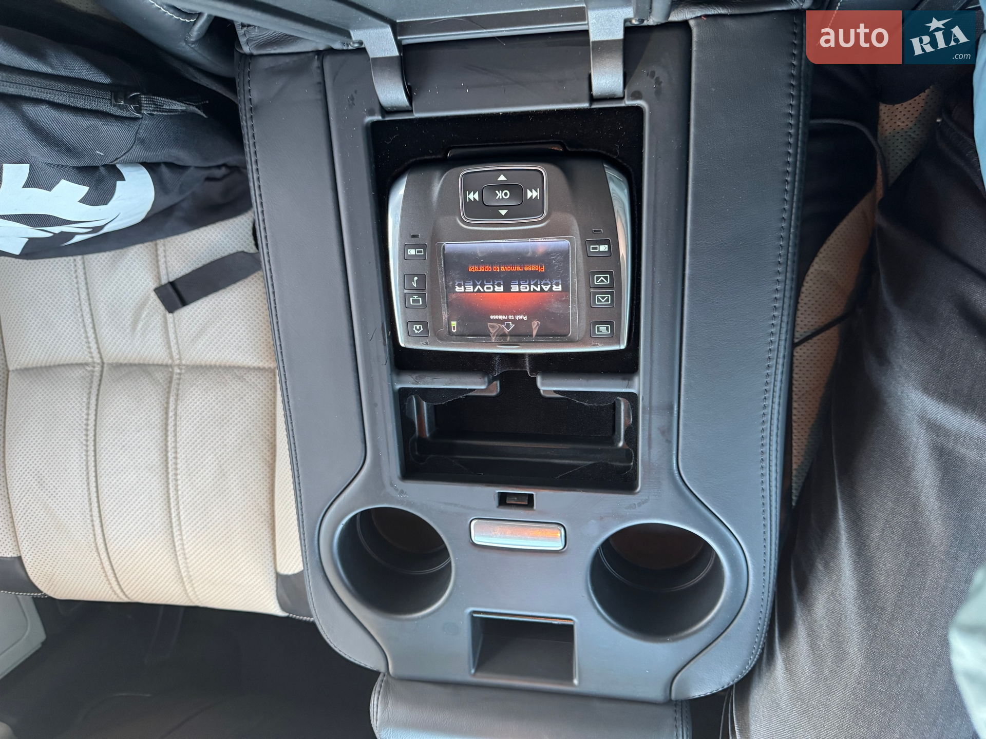 2010 Land Rover Range Rover - мініатюра 22