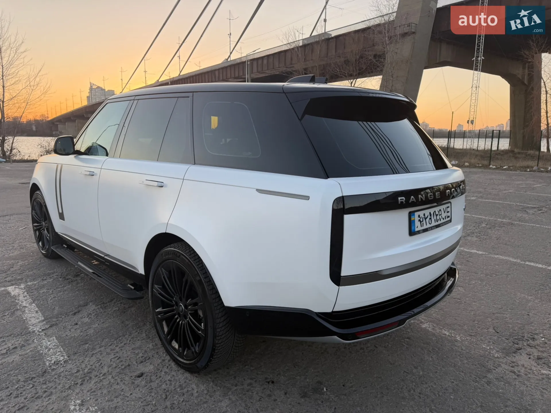 2023 Land Rover Range Rover - мініатюра 4