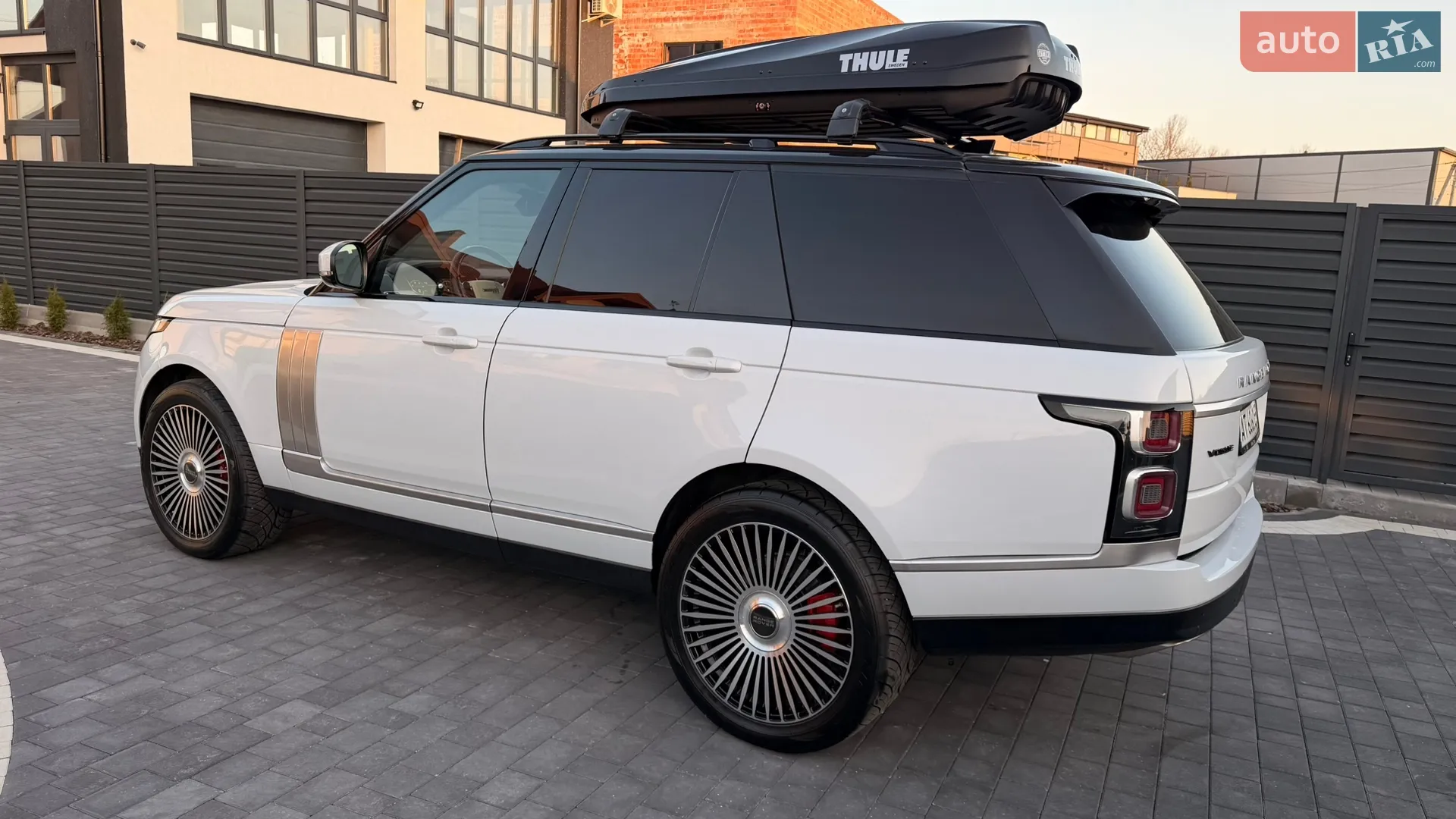 2017 Land Rover Range Rover - мініатюра 6