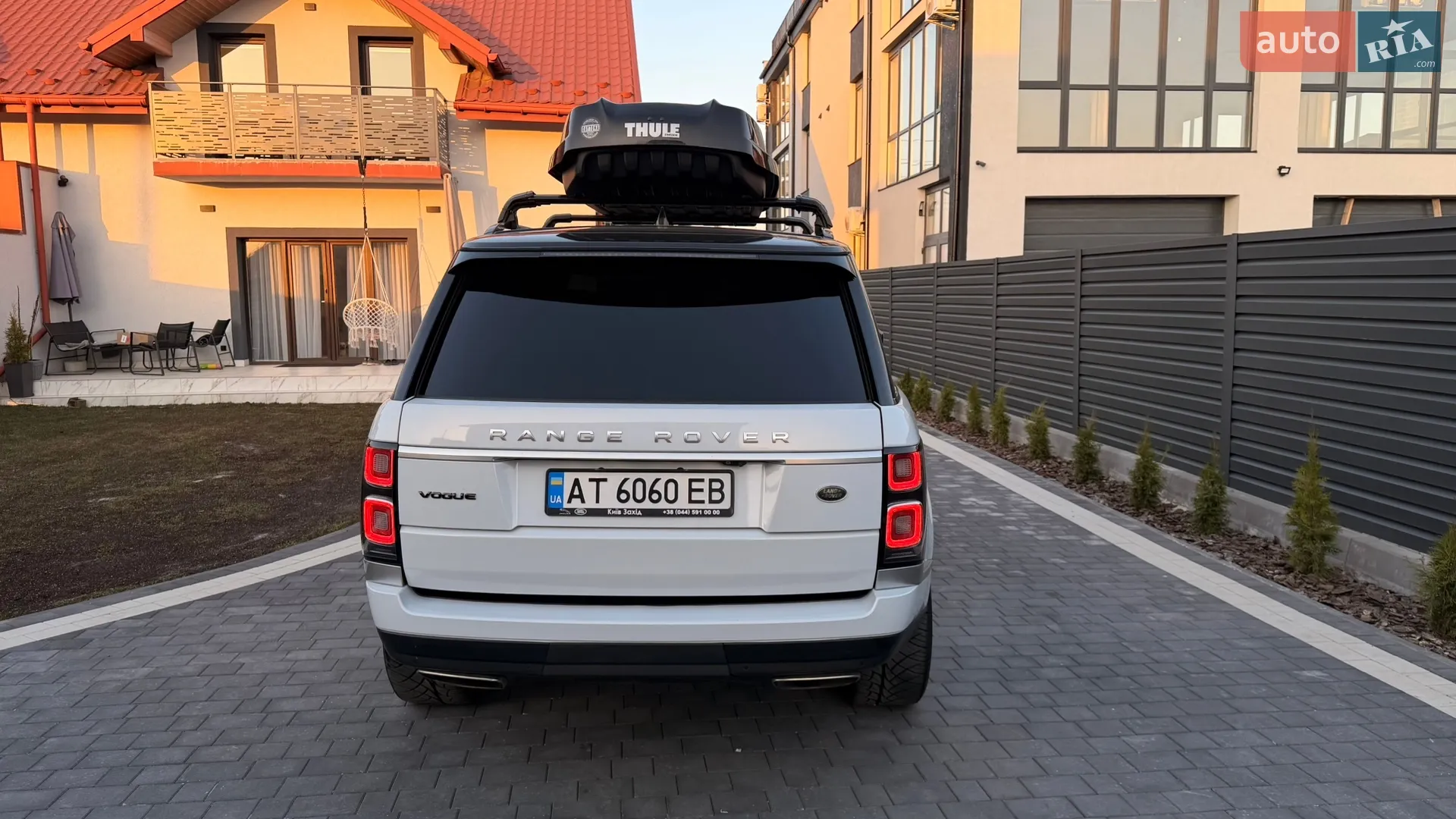 2017 Land Rover Range Rover - мініатюра 8
