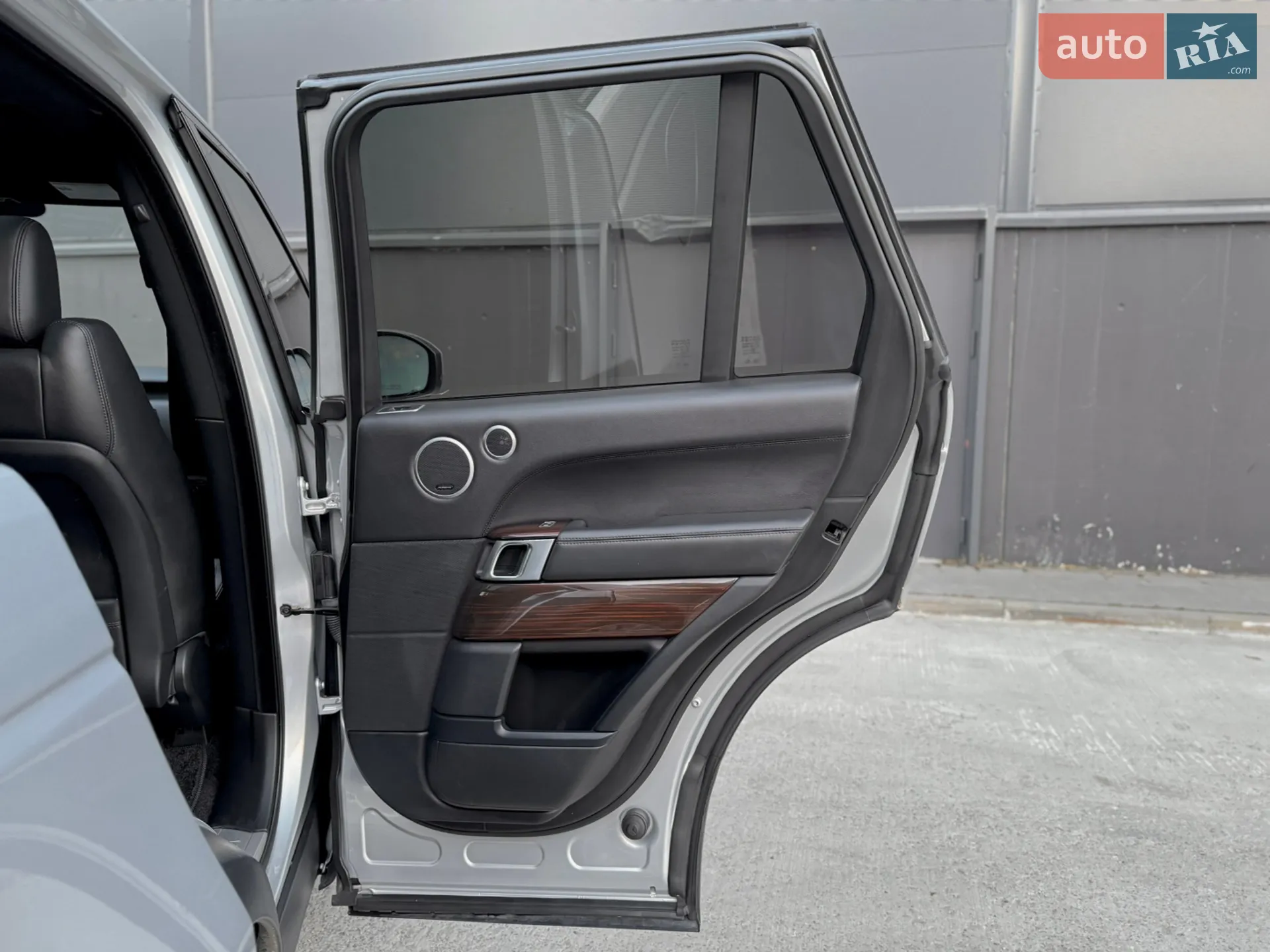 2016 Land Rover Range Rover - мініатюра 72