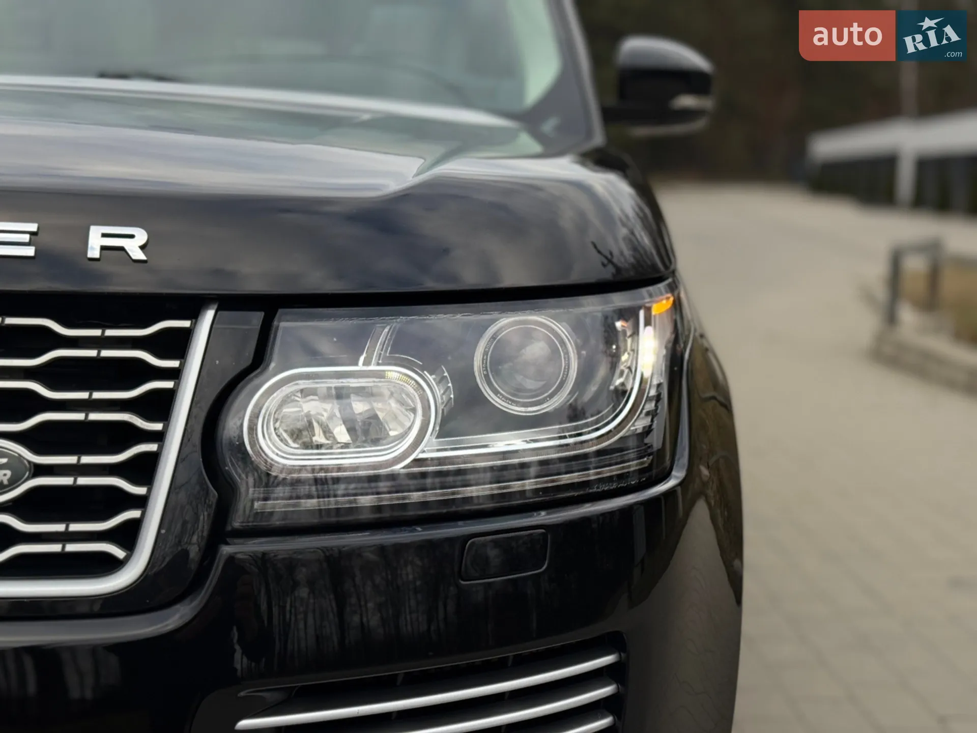 2015 Land Rover Range Rover - мініатюра 186
