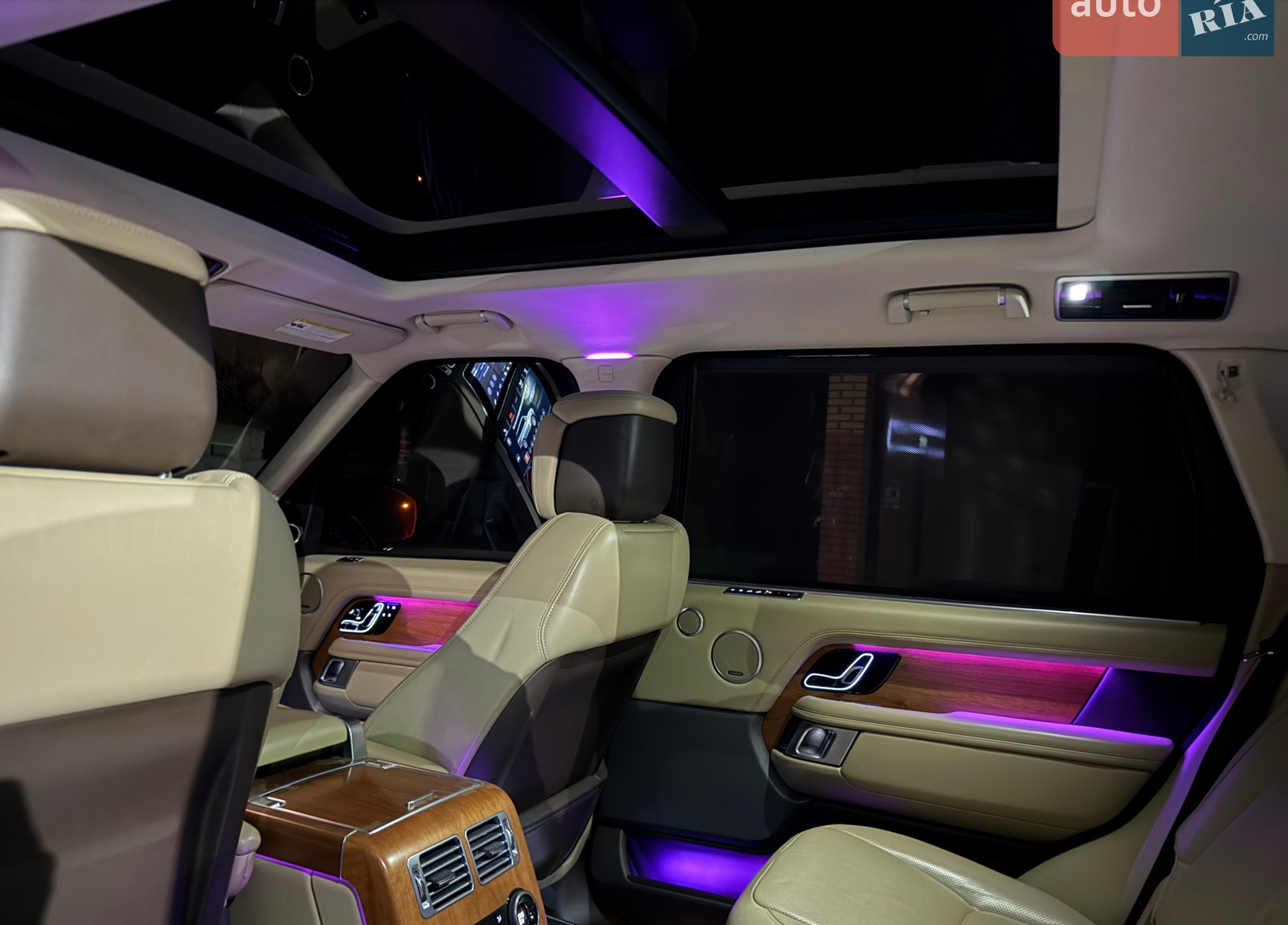 2019 Land Rover Range Rover - мініатюра 20