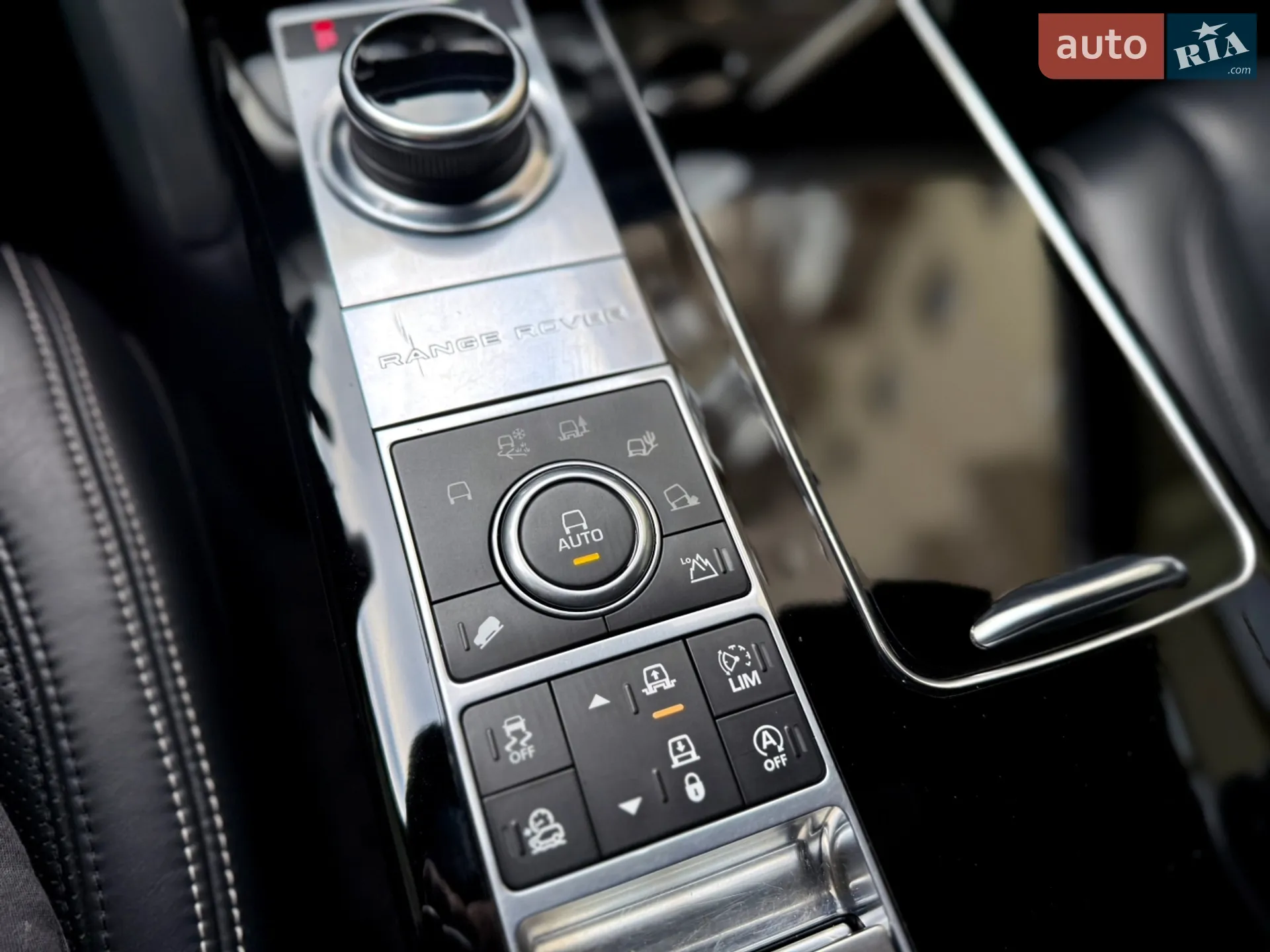 2017 Land Rover Range Rover - мініатюра 27