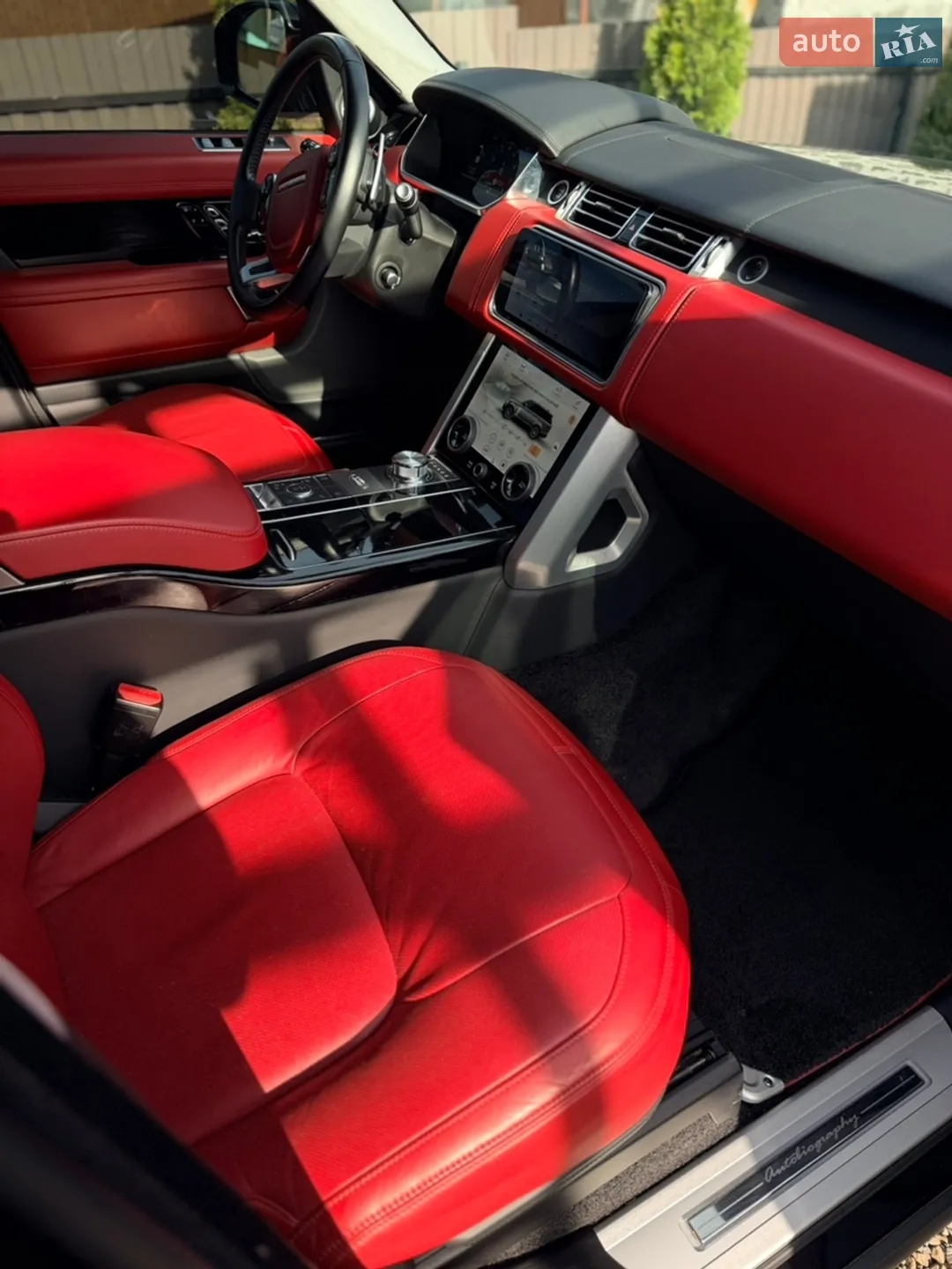 2020 Land Rover Range Rover - мініатюра 27