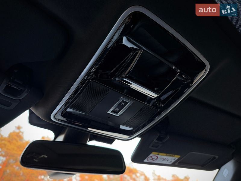 Позашляховик / Кросовер Land Rover Range Rover 2016 в Києві