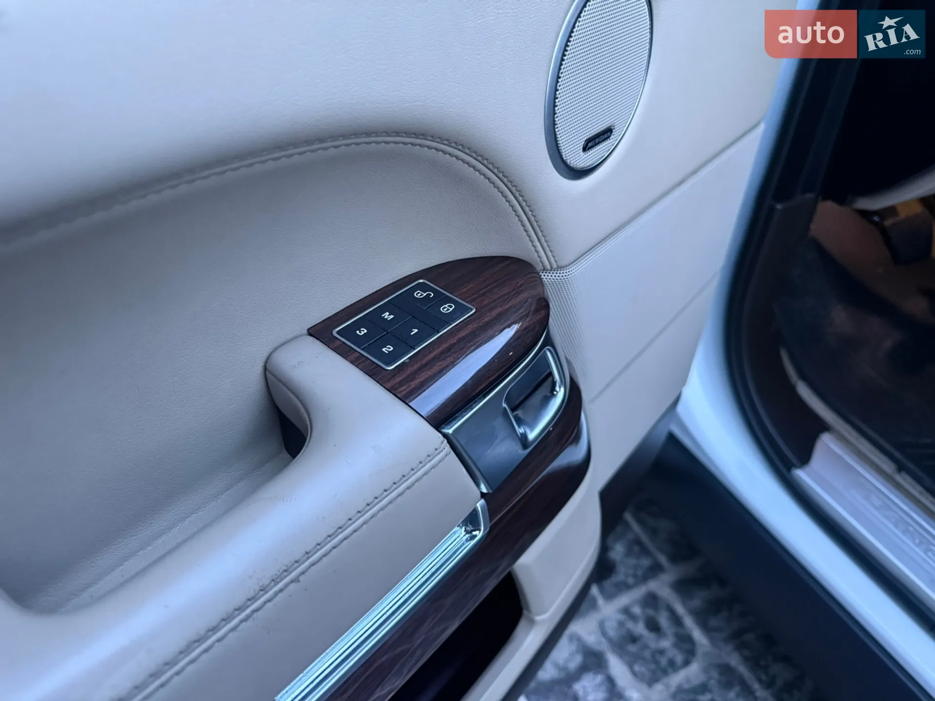2016 Land Rover Range Rover - мініатюра 99