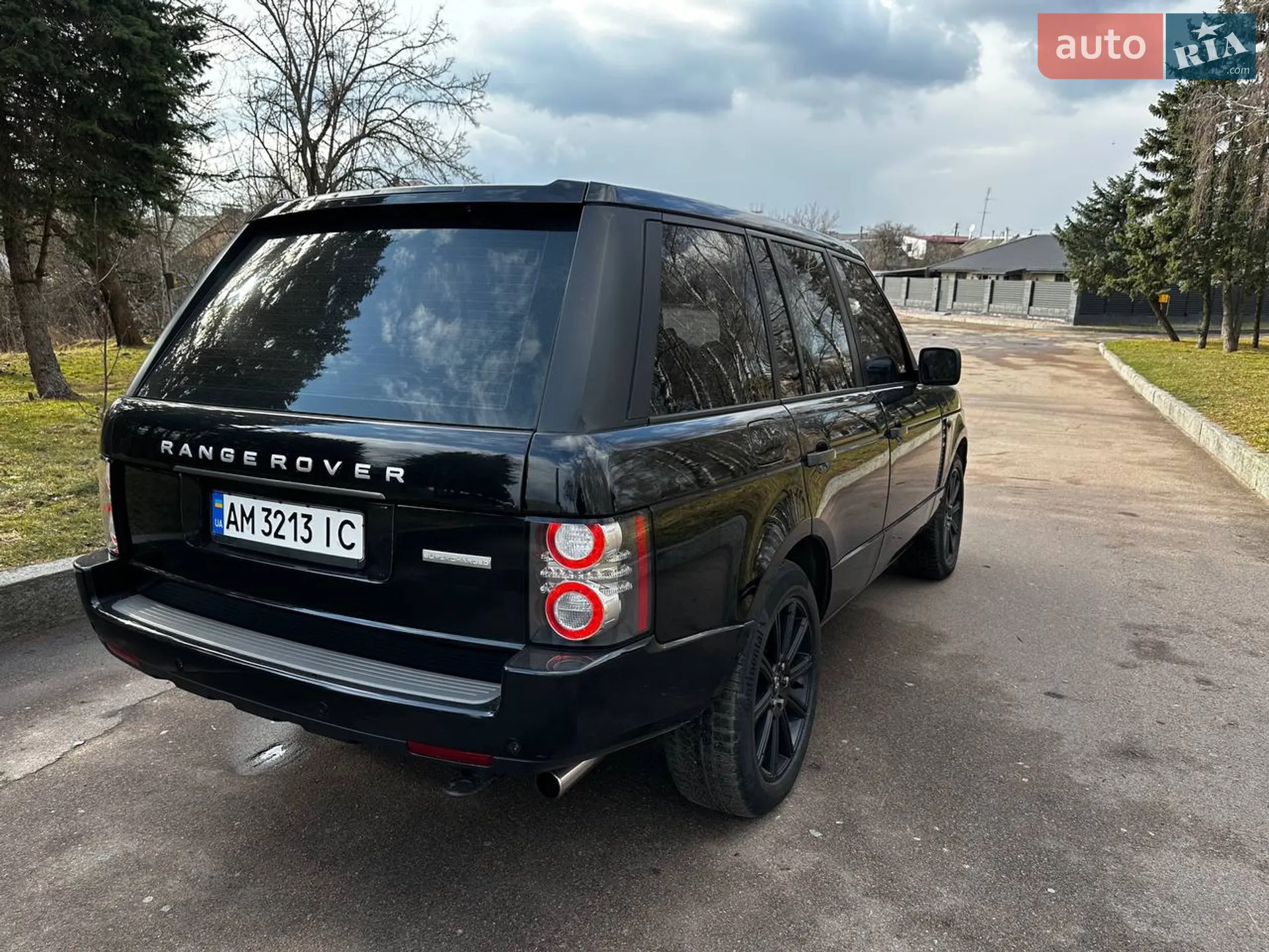2010 Land Rover Range Rover - мініатюра 21