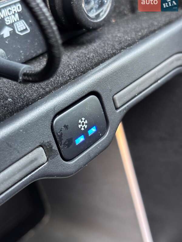 Внедорожник / Кроссовер Land Rover Range Rover 2021 в Львове фото 38 Внедорожник / Кроссовер Land Rover Range Rover 2021 в Львове