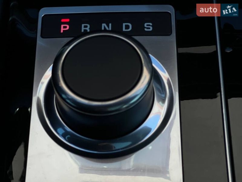 Внедорожник / Кроссовер Land Rover Range Rover 2016 в Киеве