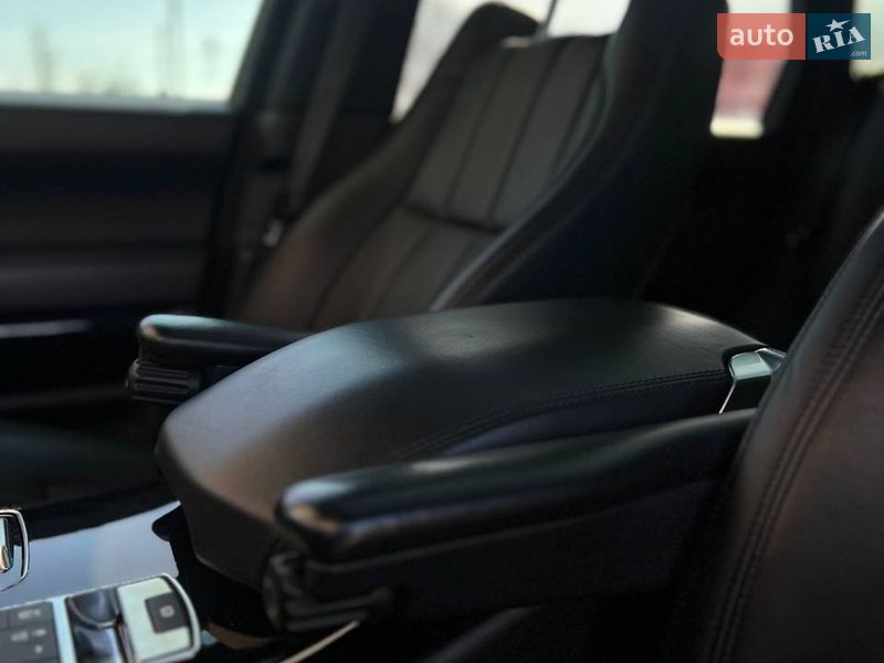Внедорожник / Кроссовер Land Rover Range Rover 2016 в Киеве