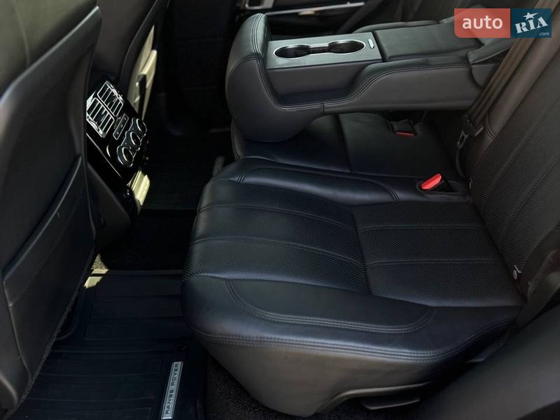 Внедорожник / Кроссовер Land Rover Range Rover 2016 в Киеве