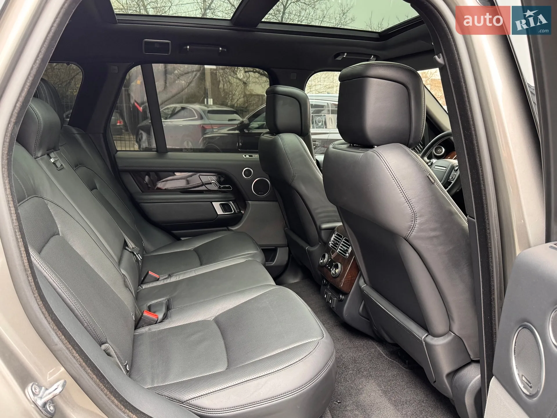 2018 Land Rover Range Rover - мініатюра 13