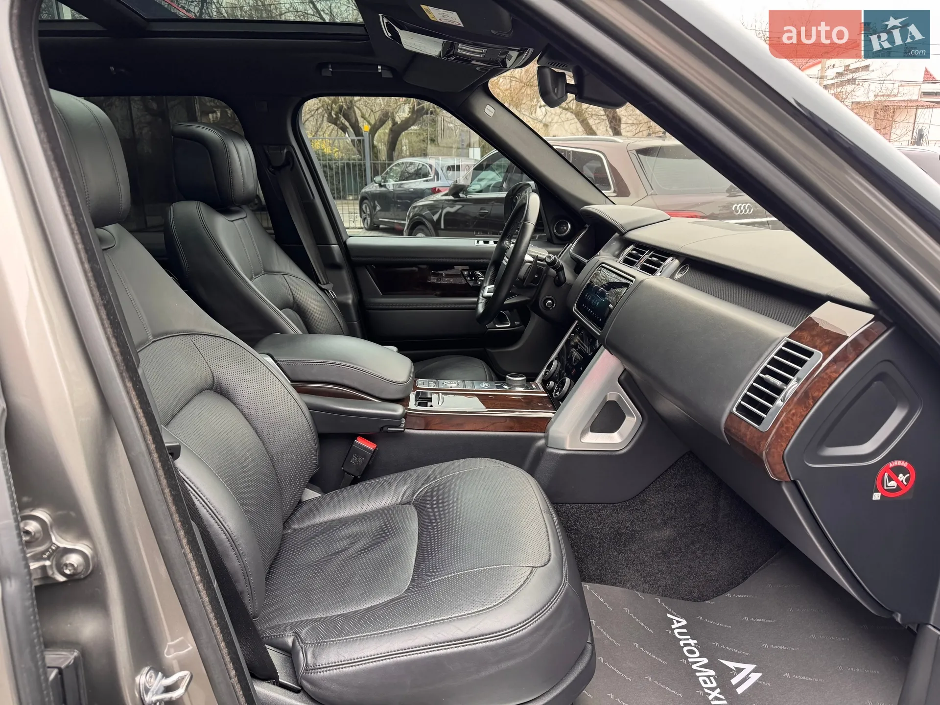 2018 Land Rover Range Rover - мініатюра 14