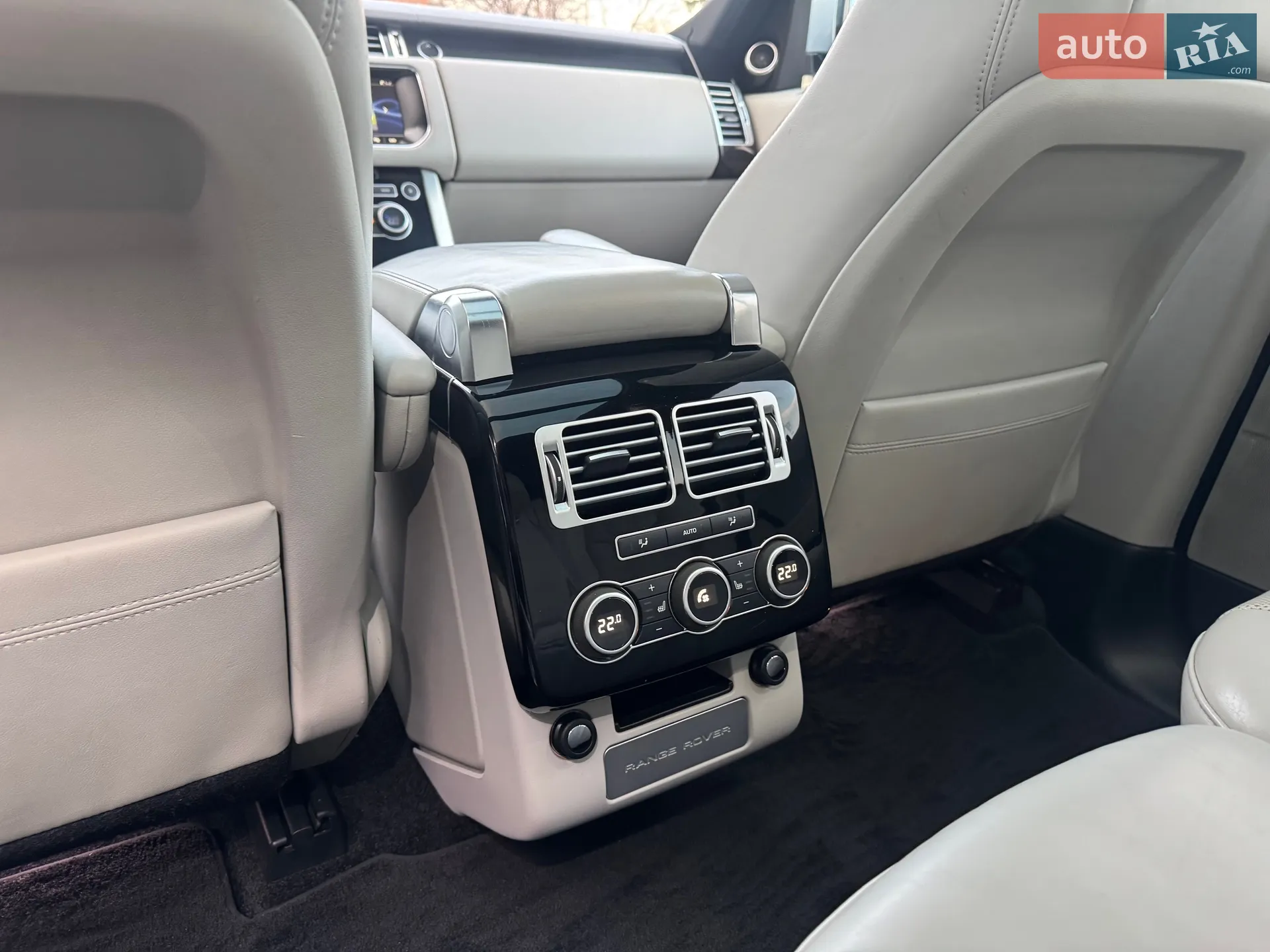 2017 Land Rover Range Rover - мініатюра 136