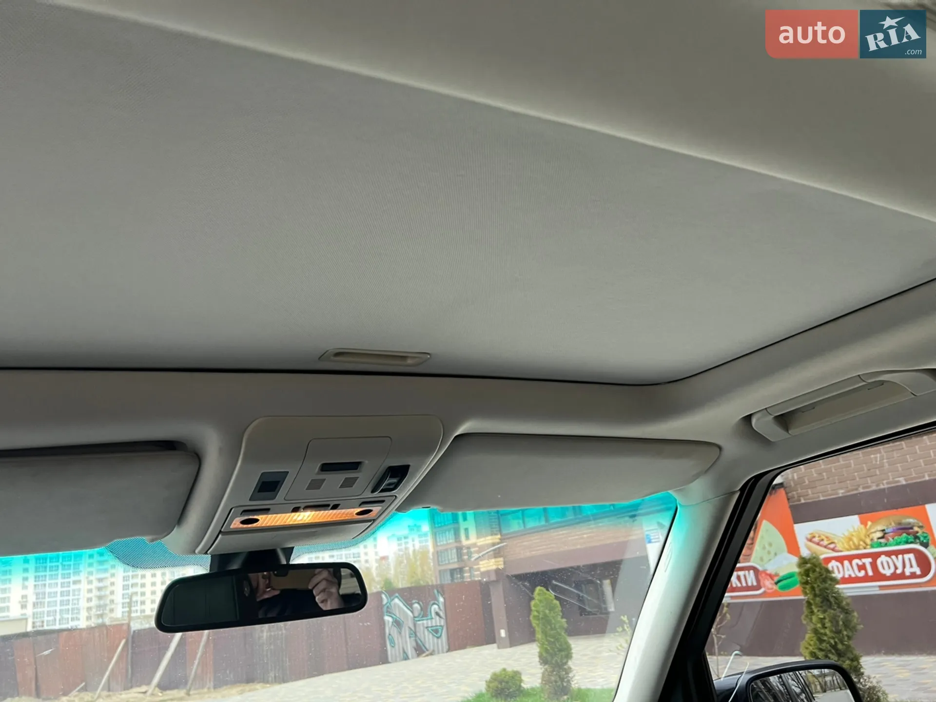 2010 Land Rover Range Rover - мініатюра 41
