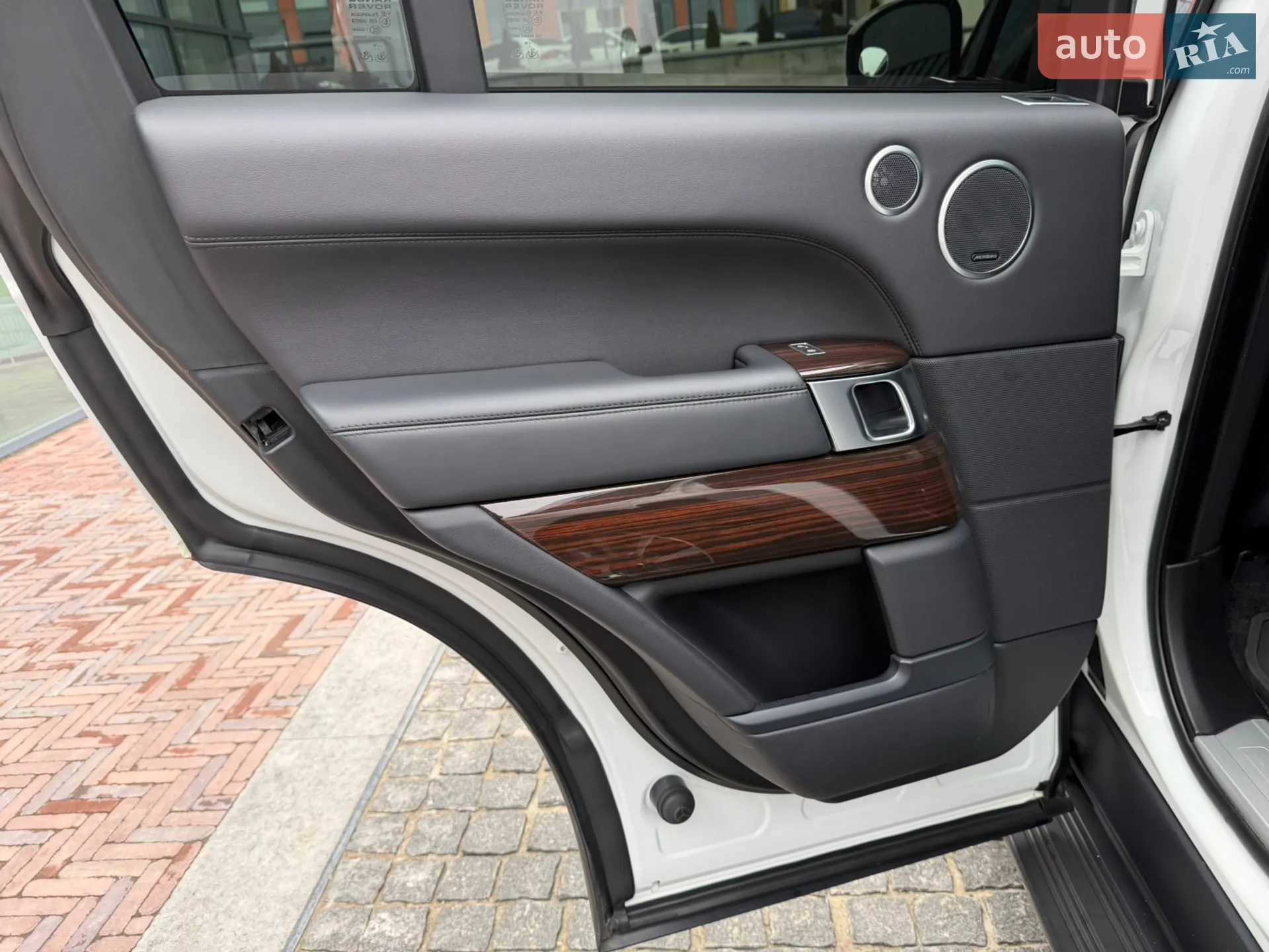 2015 Land Rover Range Rover - мініатюра 44