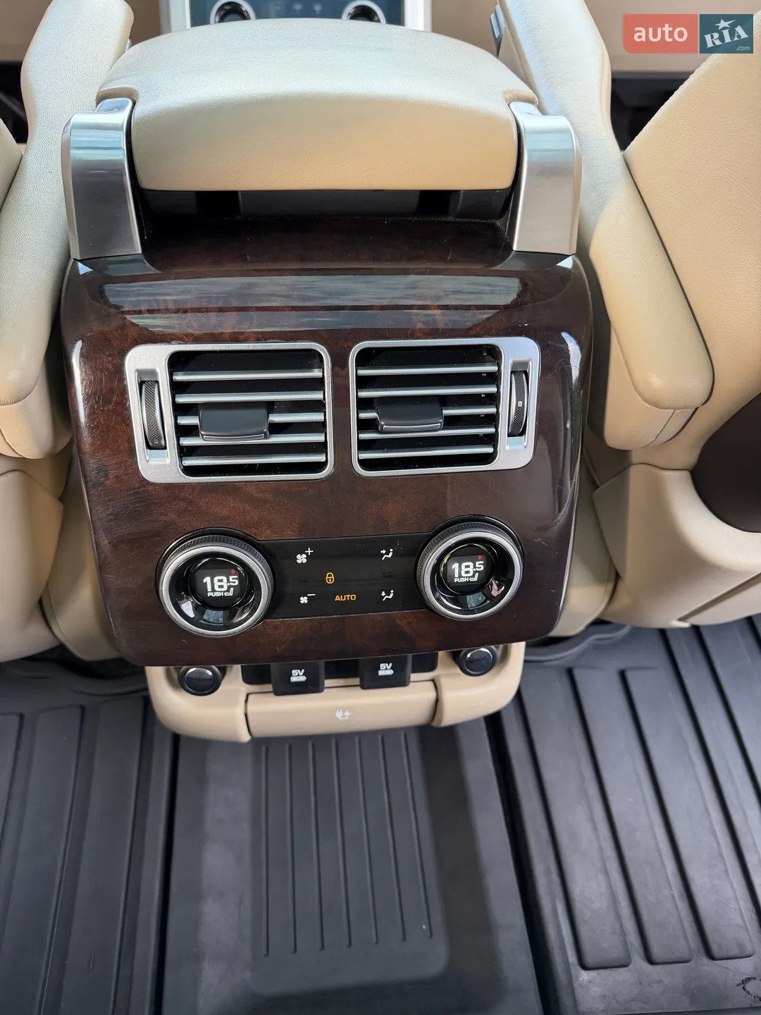 2018 Land Rover Range Rover - мініатюра 21