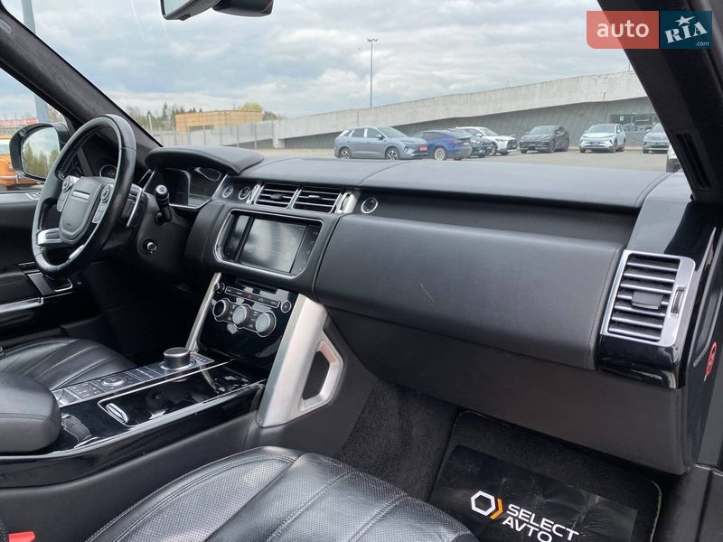 Внедорожник / Кроссовер Land Rover Range Rover 2015 в Львове